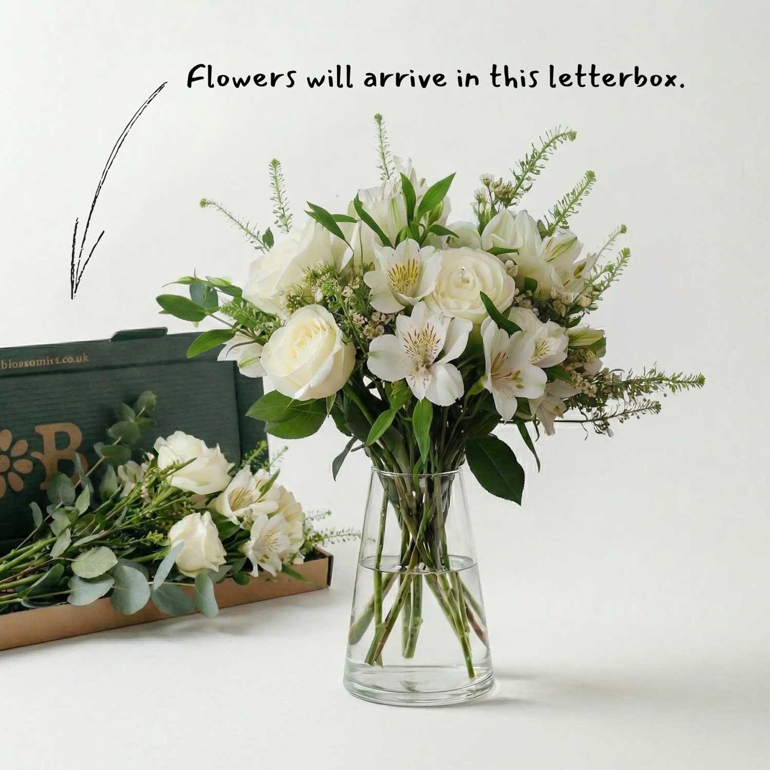 Thinking of You Letterbox Flowers - Image 4